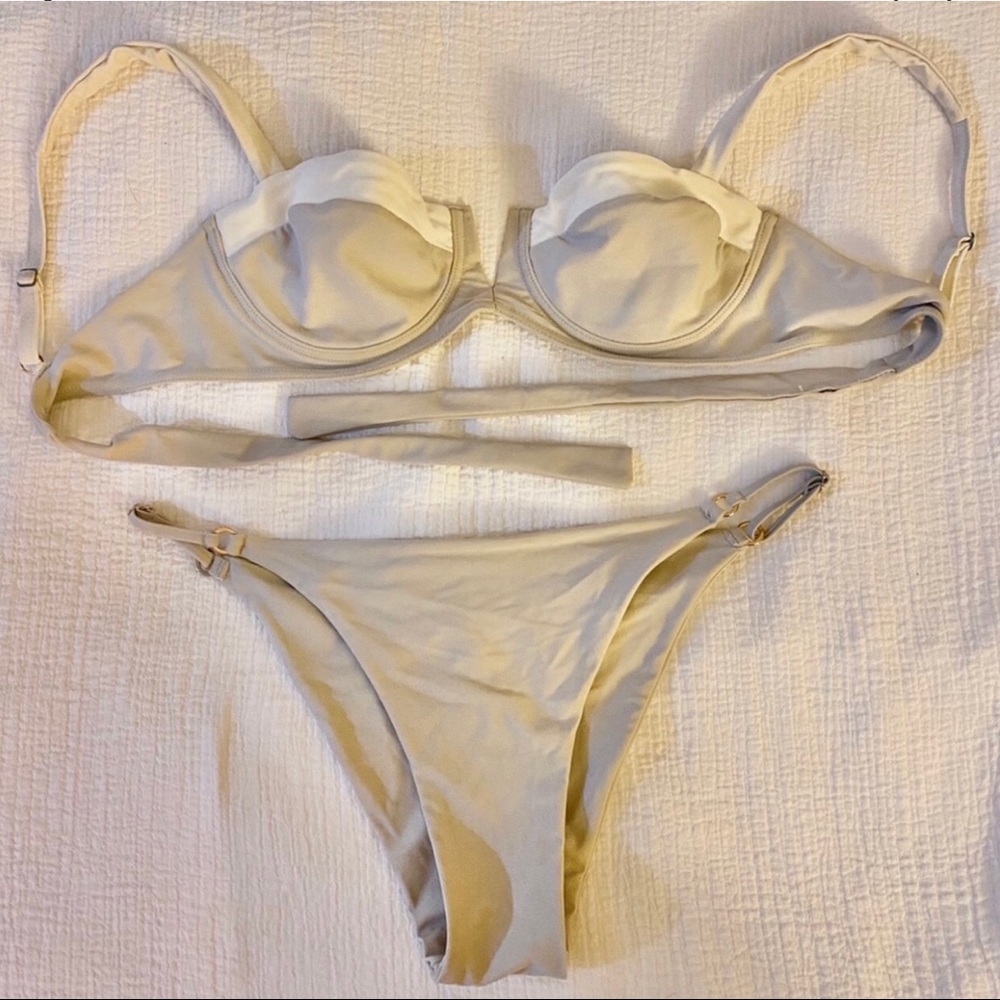 Monday swimwear bikini